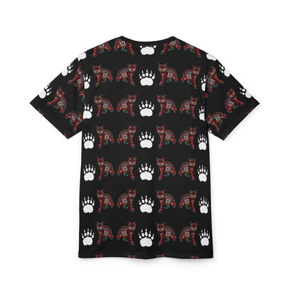 Black Bear Cub Wallpaper T-Shirt